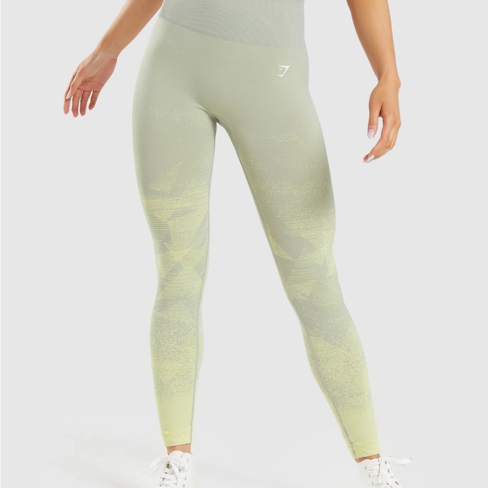 Gymshark ADAPT OMBRE SEAMLESS LEGGINGS triangle / taupe grey print size small
